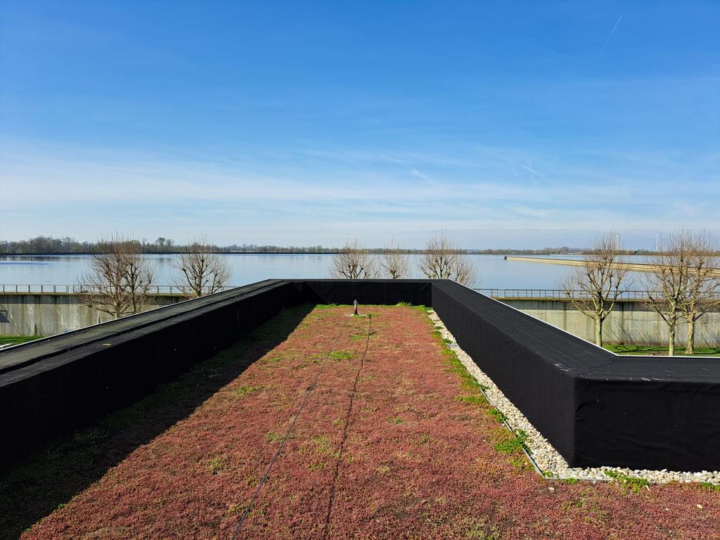 De Watergroep groendak met Resitrix SK W